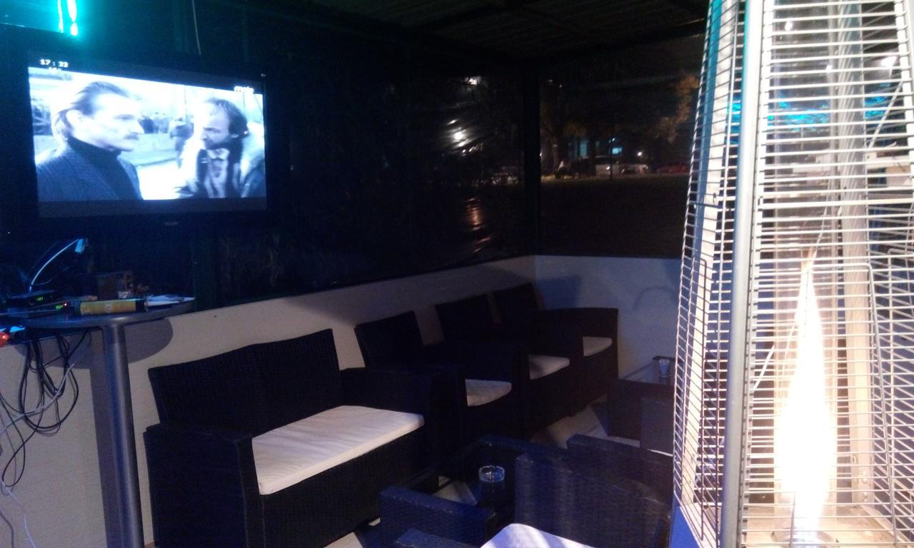 מלון בלגרד Splav Guest Hause Gusar מראה חיצוני תמונה