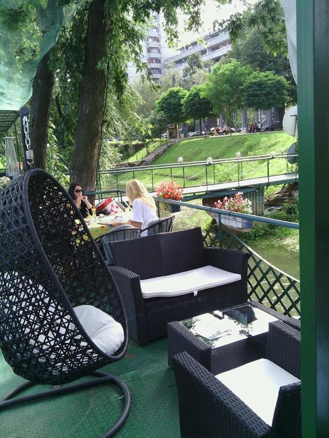 מלון בלגרד Splav Guest Hause Gusar מראה חיצוני תמונה