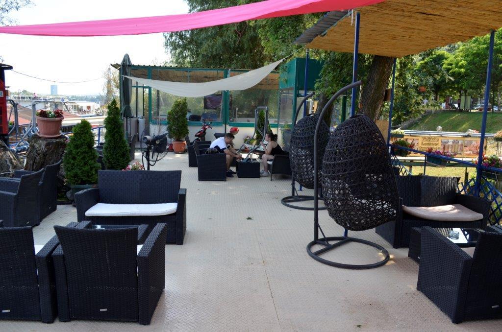 מלון בלגרד Splav Guest Hause Gusar מראה חיצוני תמונה