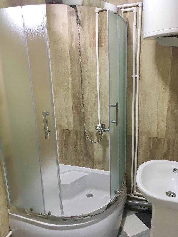 מלון בלגרד Splav Guest Hause Gusar מראה חיצוני תמונה