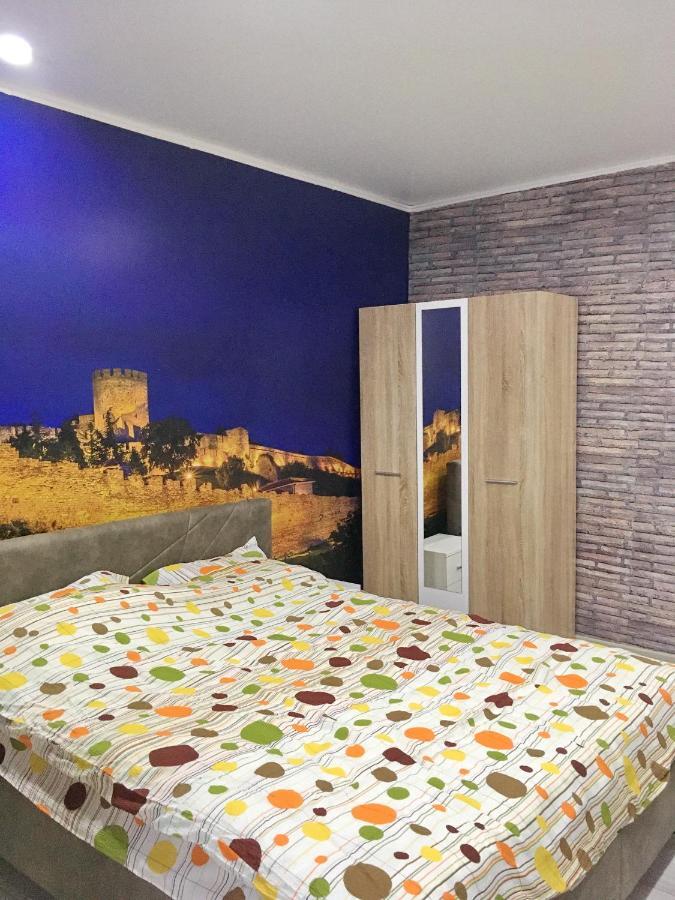מלון בלגרד Splav Guest Hause Gusar מראה חיצוני תמונה