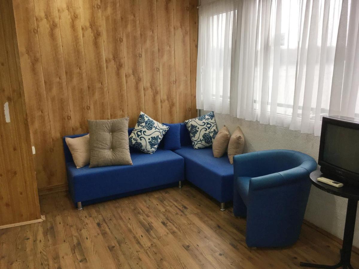 מלון בלגרד Splav Guest Hause Gusar מראה חיצוני תמונה