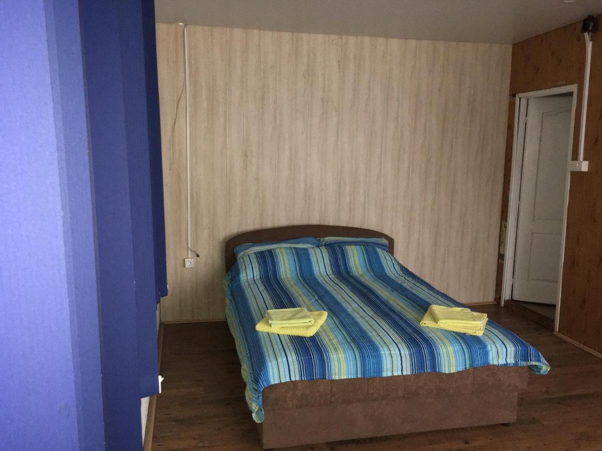מלון בלגרד Splav Guest Hause Gusar מראה חיצוני תמונה